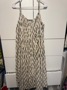 torrid Cream Dress with Black Brushstroke Accents